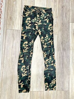 Rue21 Green and Tan Camo Skinny Jeans